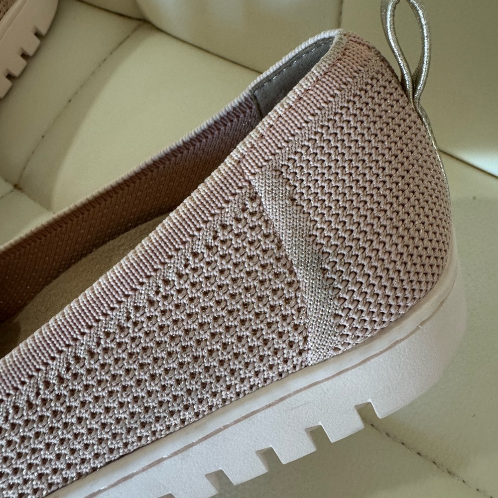 Vionic Uptown Skimmer - image 8